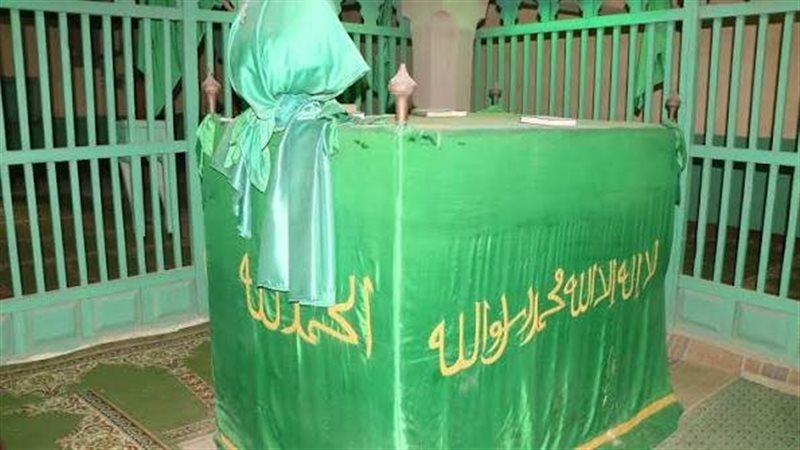 ضريح جلال الدين السيوطي،