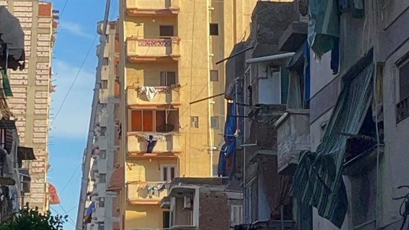 العقار المائل الجديد