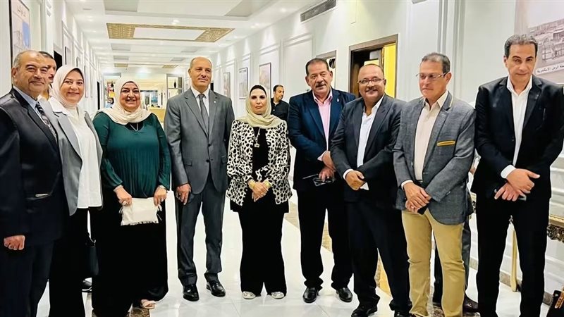 حفل تخرج طالبات مدرسة