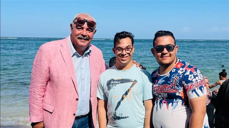 شاطئ المندرة يستقبل