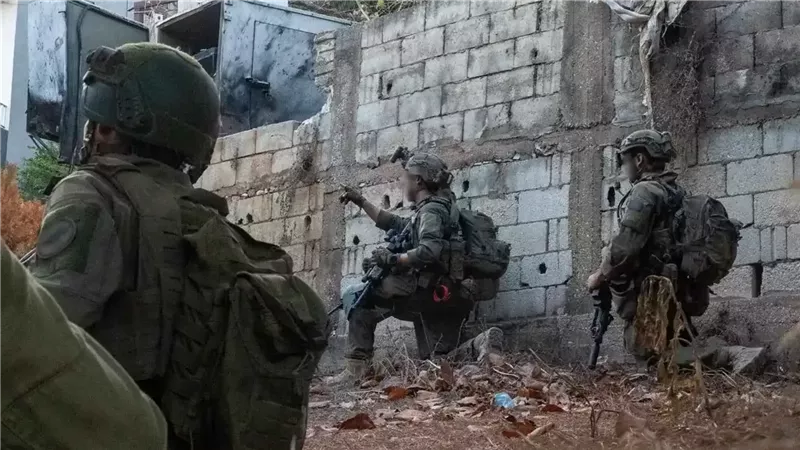 جنود إسرائيليون في