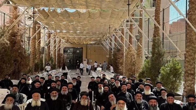 كهنة إيبارشية مطاي