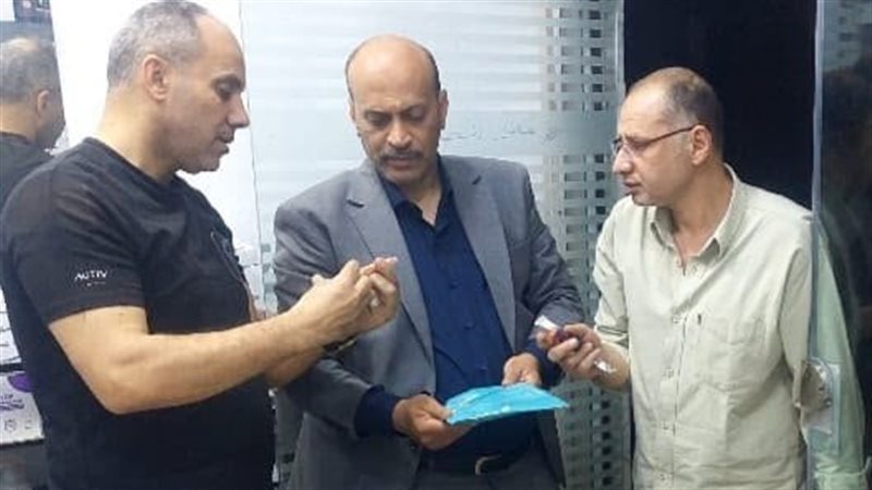 ضبط 8302 عبوة مستلزمات