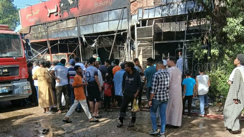 إخماد حريق في معهد