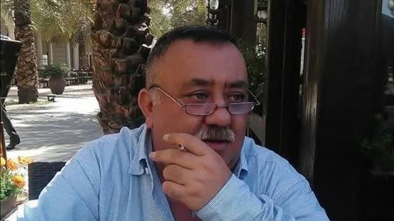 الصحفي هشام يحيى