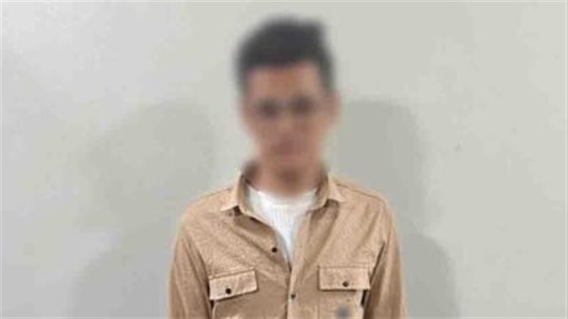 طالب في أسيوط يدير