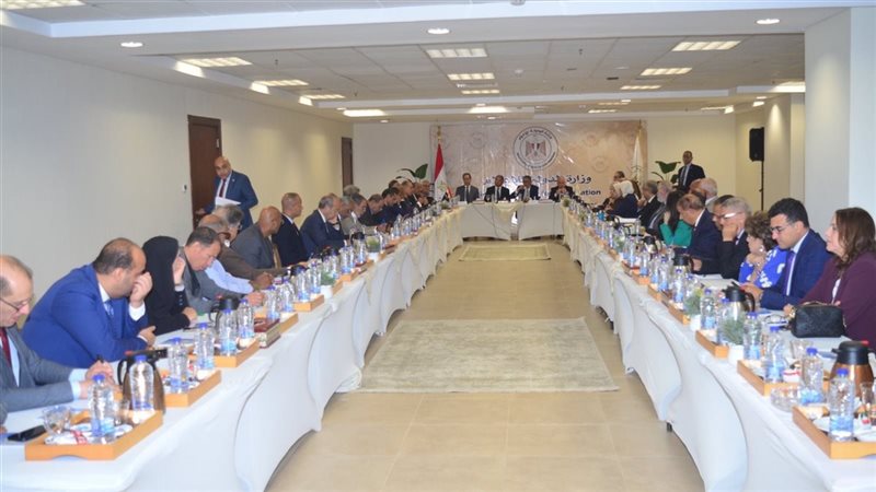 اجتماع وزير الدولة