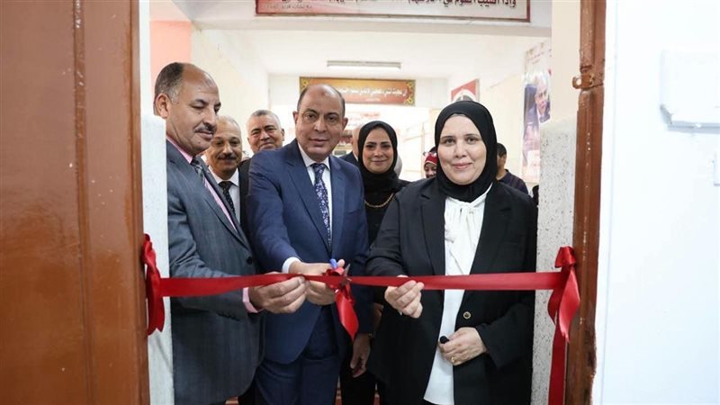 محافظ المنيا يفتتح