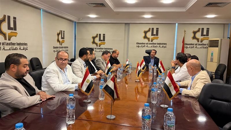  «صناعة الجلود» تبحث