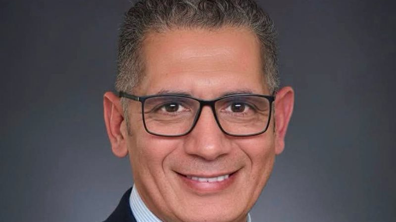 الدكتور تامر عبد