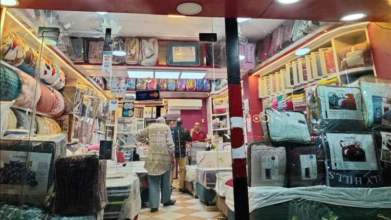 حملة علي المحال التجارية