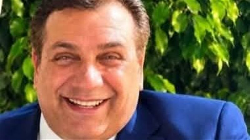 الصحفي مصطفى حسن