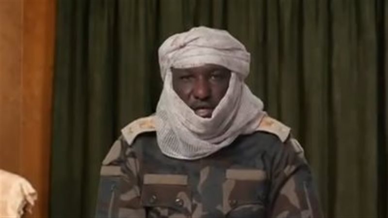 إنشقاق قائد المهام