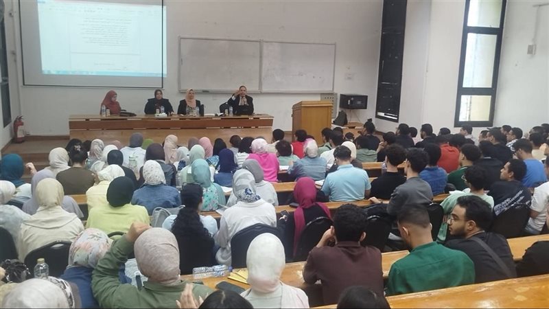 جامعة عين شمس 