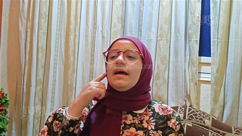  ابنة السنطة آية