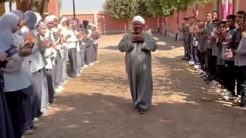 طلاب مدرسة عزبة مهران