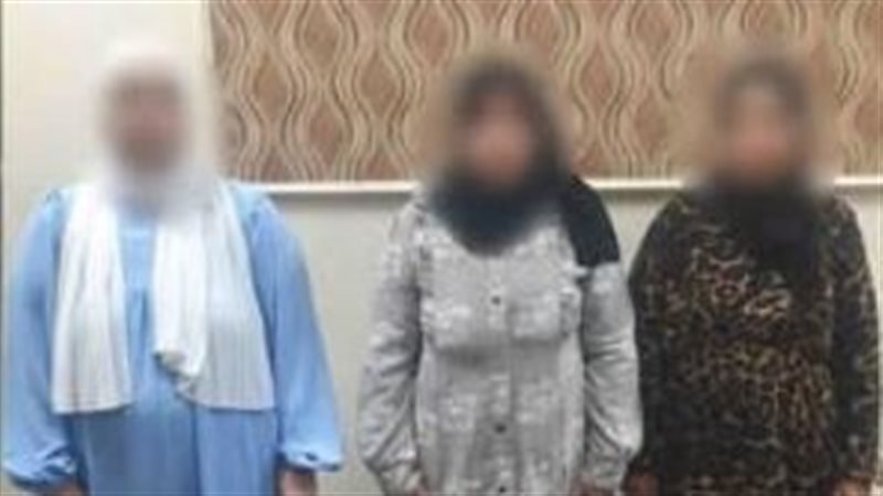 سيدة تتهم سيدتين