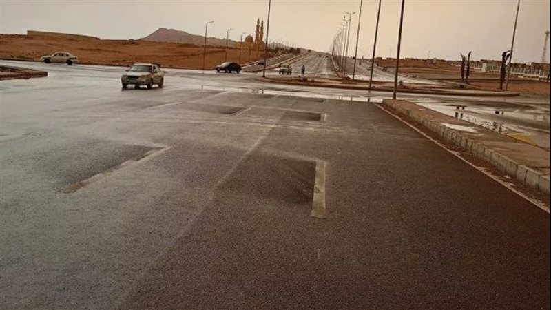 سقوط أمطار بجنوب