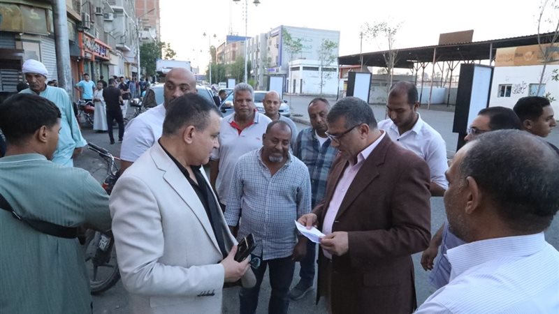 محافظ قنا يتابع تطوير