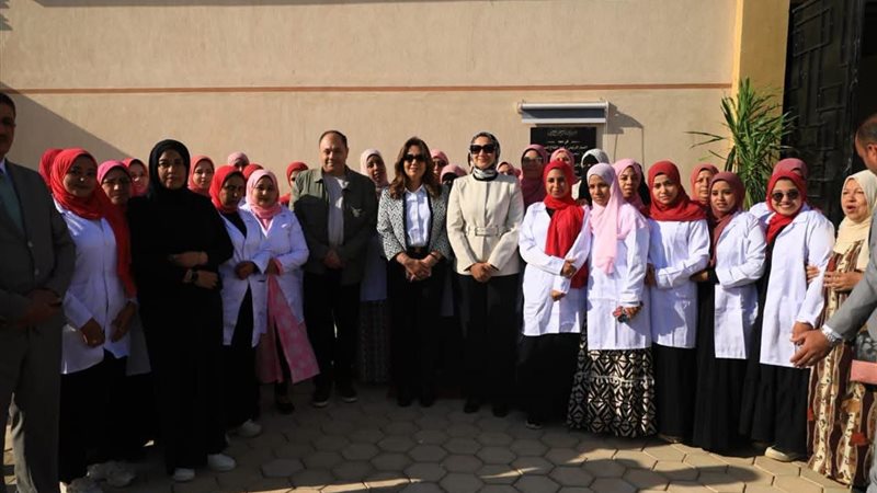  وزيرة التنمية المحلية