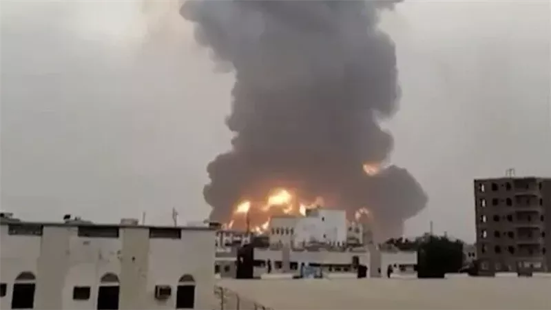 استهداف مطار الملك