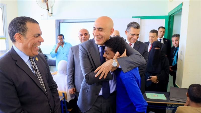 محمد عبد اللطيف وزير