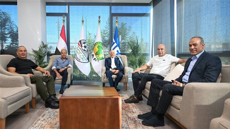 اجتماع أبوريدة مع