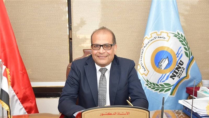 الدكتور عادل حسن،