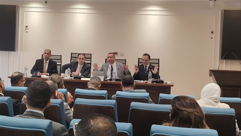 اجتماع لجنة الصناعة