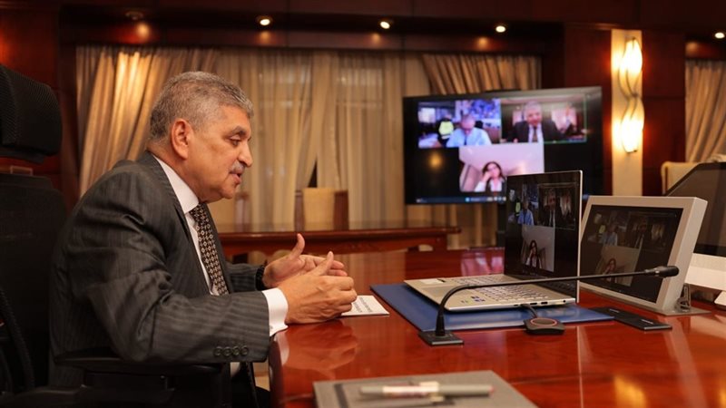 رئيس هيئة قناة السويس