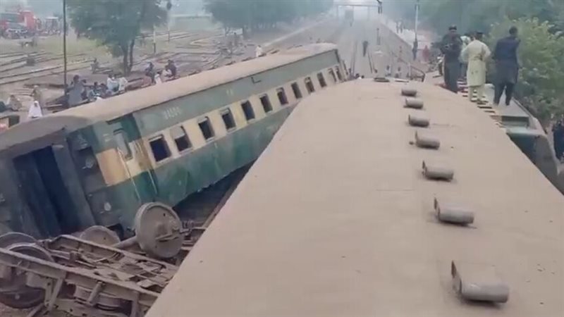 حادث قطار في باكستان