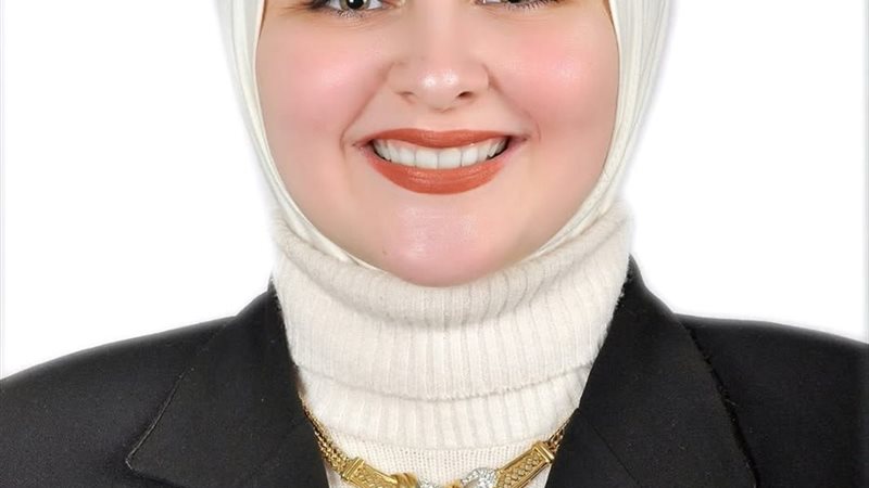 الباحثة في الشؤون