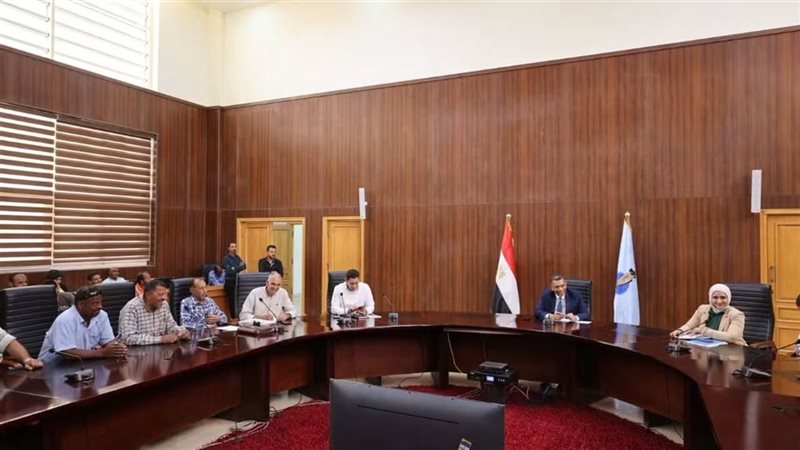 محافظ البحر الأحمر