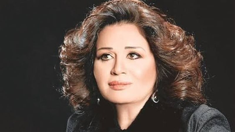 إلهام شاهين؛ فيتو