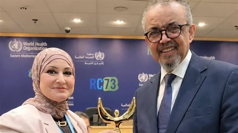 د.كوثر محمود تلتقي