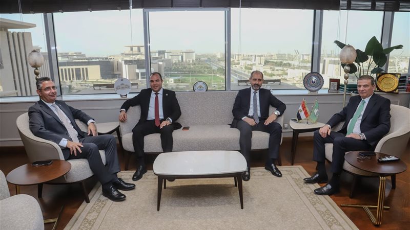 وزيرا التموين والزراعة