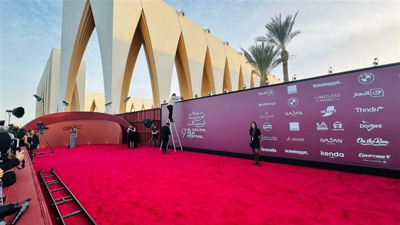 استعدادات حفل افتتاح