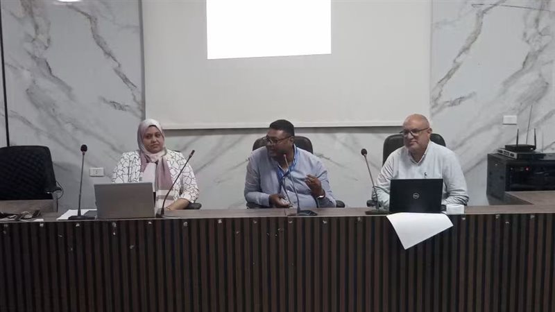 وكيل صحة البحر الأحمر