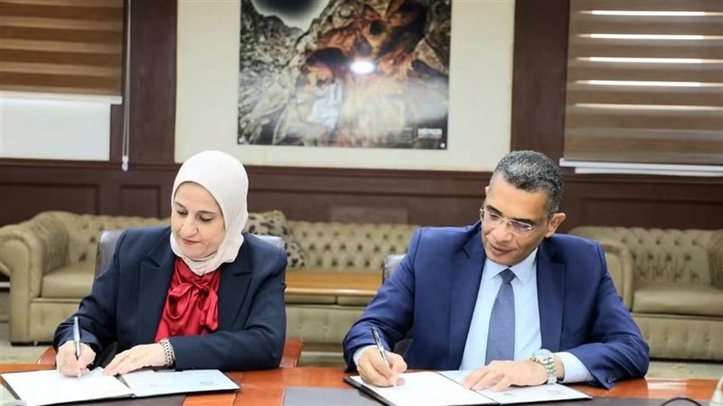 البرقى يوقع بروتوكول