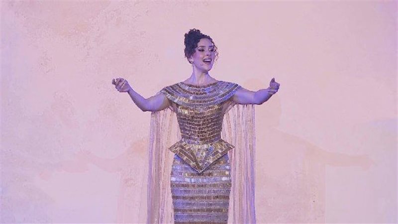 شيرين أحمد طارق.