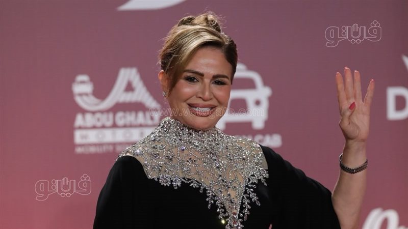 إلهام شاهين، فيتو