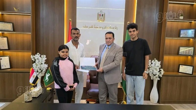 تكريم بطل حريق كفر