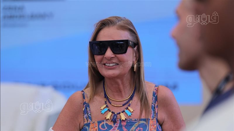 يسرا، فيتو