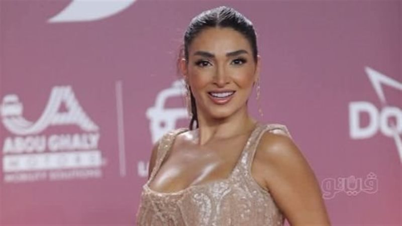 روجينا، فيتو