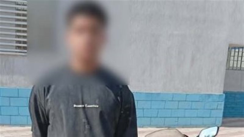 ضبط قائد دراجة نارية