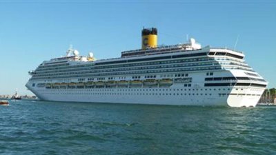 رئيس قناة السويس يكشف كواليس عبور السفينة الإيطالية الموبوءة بكورونا