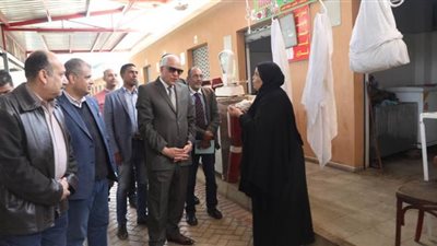 محافظ الجيزة يوقع غرامات على شركات نظافة لعدم التزامها ببنود العقد