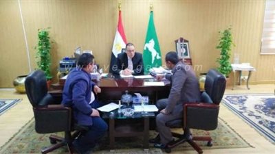 منحة استثنائية لـ 7565 من العمالة غير المنتظمة بالشرقية | صور