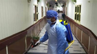 تطهير وتعقيم قسم 11 جراحة جامعة المنصورة لمجابهة كورونا