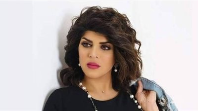 فنانة كويتية تدخل في حالة نفسية سيئة بعد إصابة ابنتها بفيروس كورونا